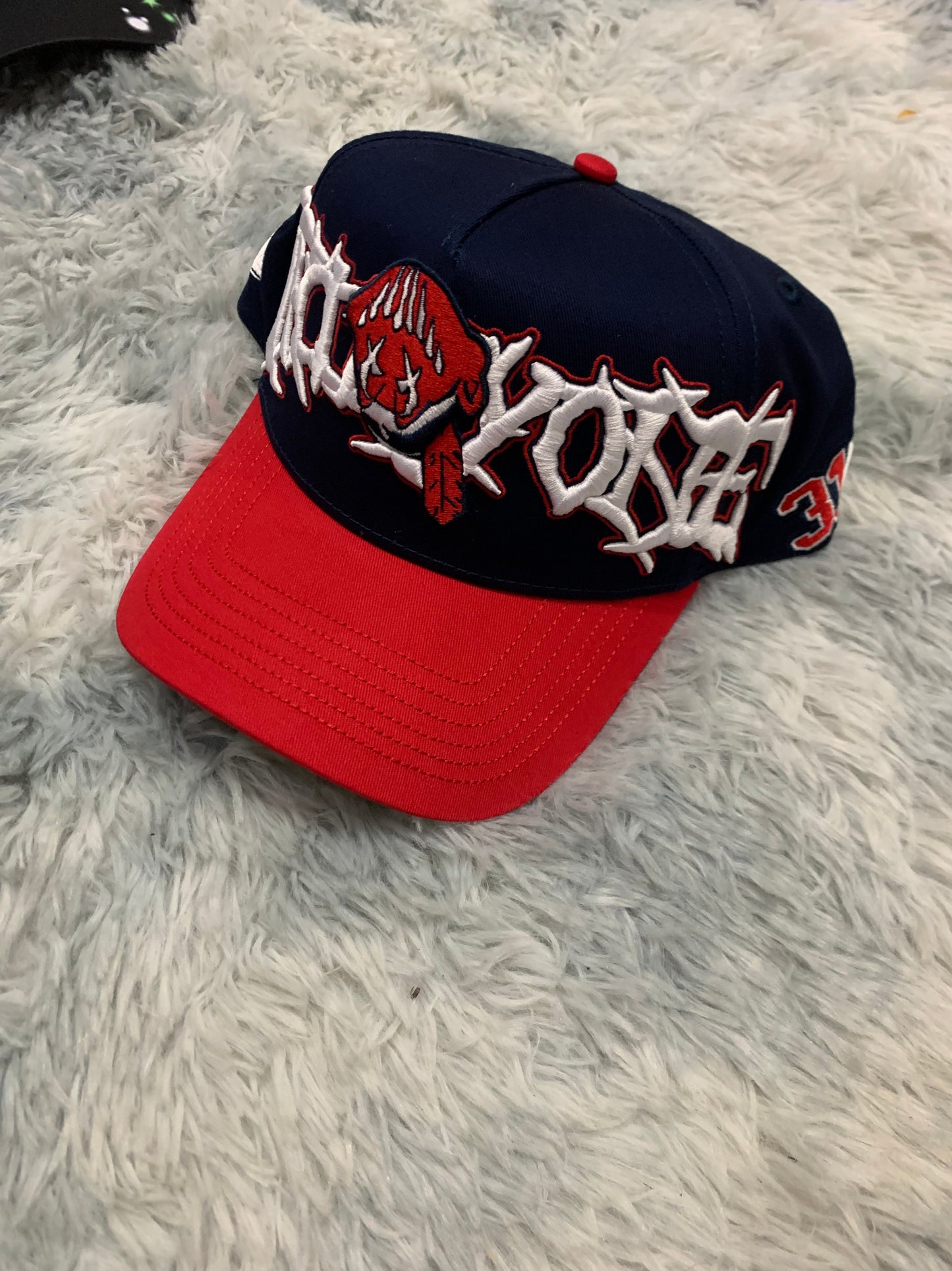 Thirty one hats WORLD SERIES