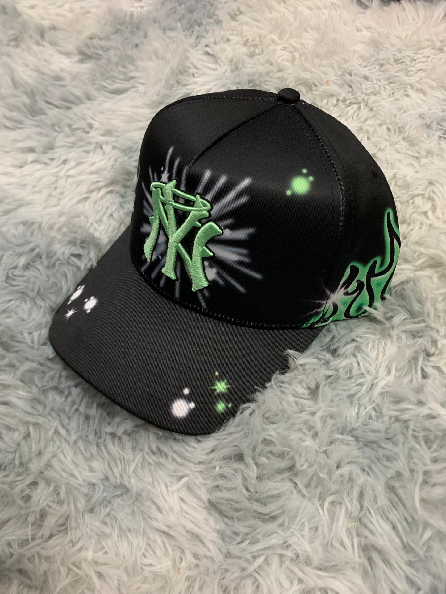 Thirty one hats GRAFFITI