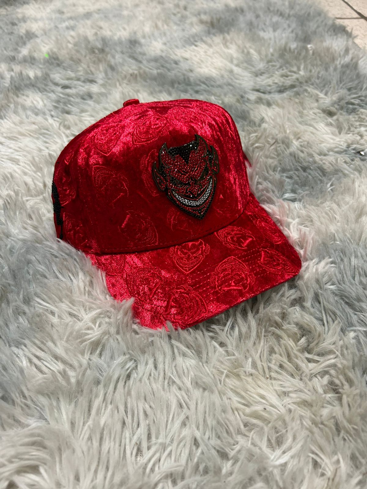 Chuki Hats V2 red