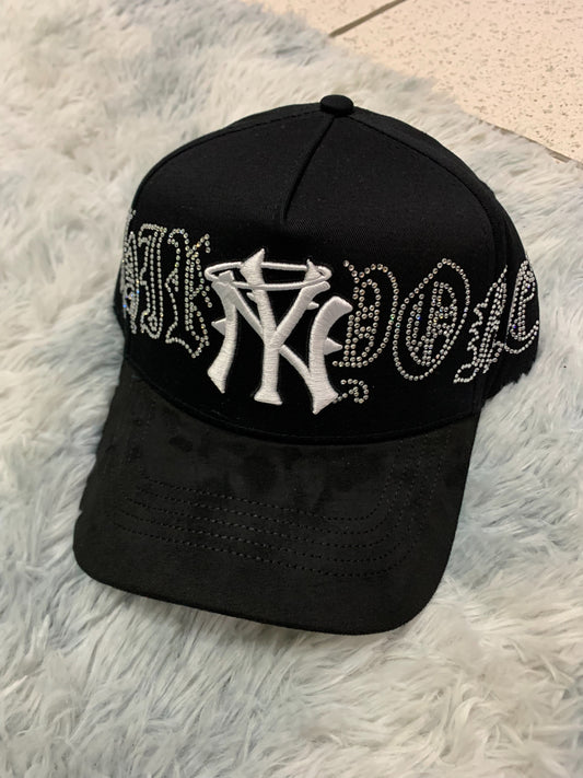 Thirty one hats cristals